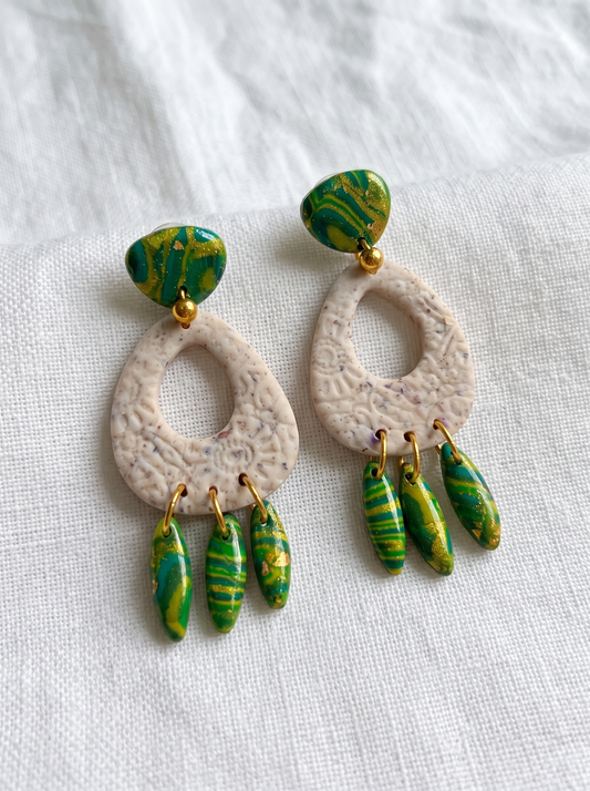 Pendientes oasis verde